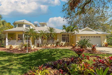 710 N River Rd Venice, FL 34293