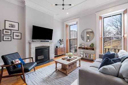 16 Monument Square #3 Boston, MA 02129