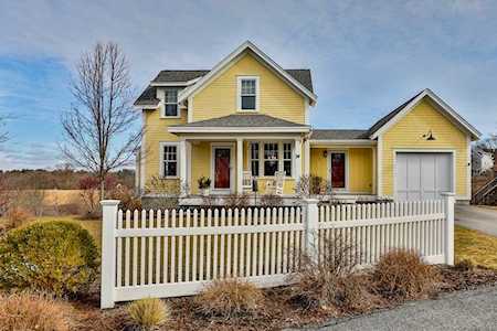 24 Follinsbee Lane #24 West Newbury, MA 01985