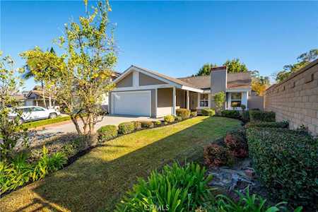 25751 Coldbrook Lake Forest, CA 92630