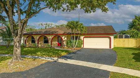 4998 SW 86th Ter Cooper City, FL 33328