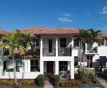 4742 Sierra Ln Coconut Creek, FL 33073