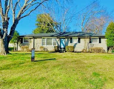214 Garrett Dr Nashville, TN 37211