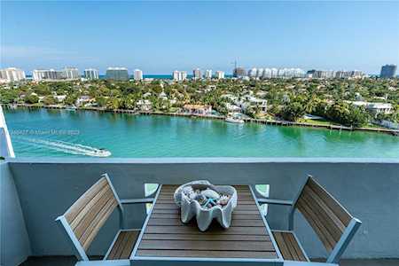 9101 E Bay Harbor Dr #1004 Bay Harbor Islands, FL 33154