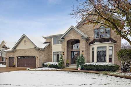 1504 Darien Club Dr Darien, IL 60561