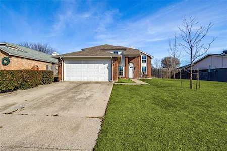 7908 Firefly Drive Fort Worth, TX 76137