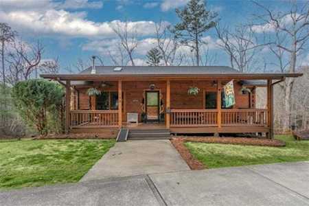 169 Cherokee Hills Dr Pickens, SC 29671