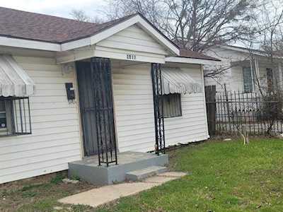 2817 Stuart Drive Fort Worth, TX 76104