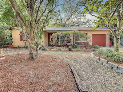 206 S Keystone Dr Clearwater, FL 33755