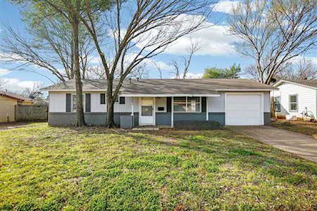 604 W Inwood Drive Arlington, TX 76010