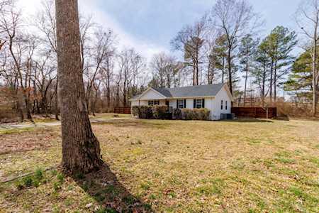 120 Windy Trace Dr Mc Ewen, TN 37101