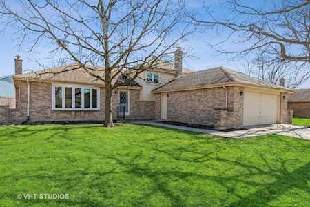 10 S 515 Havens Dr Downers Grove, IL 60516