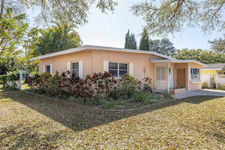 1101 3rd Ave NW Largo, FL 33770