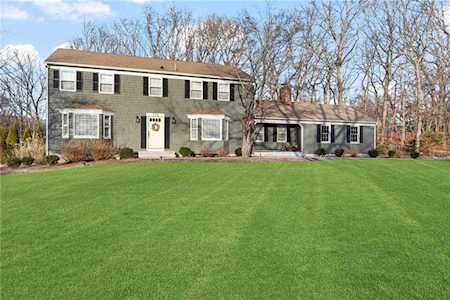320 Stone Ridge Dr East Greenwich, RI 02818