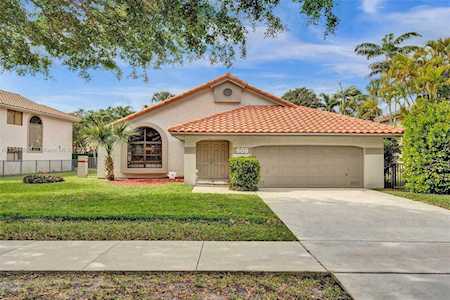 469 NW 38th Ave Deerfield Beach, FL 33442