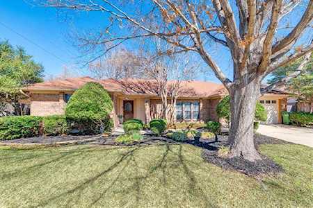 7005 Meadow Park N North Richland Hills, TX 76180