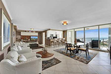 1901 N Ocean Blvd #TH-D Fort Lauderdale, FL 33305