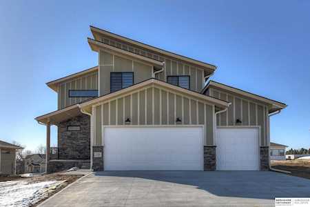 17005 Benjamin St Bennington, NE 68007