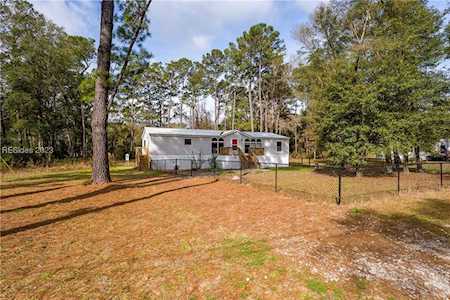 166 N Brickyard Point Rd Beaufort, SC 29907