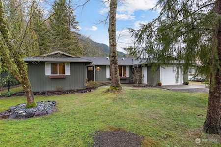 618 Maloney Place NE North Bend, WA 98045