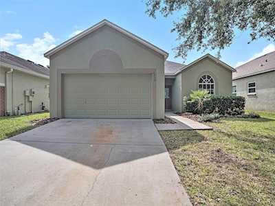 6820 Monarch Park Dr Apollo Beach, FL 33572