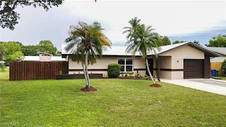 1367 Horn Beam Ct North Fort Myers, FL 33917