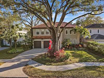 4012 W Inman Ave Tampa, FL 33609