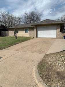 5545 Dunson Drive Haltom City, TX 76148