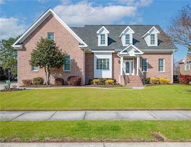 104 Sinclair Ln Chesapeake, VA 23322