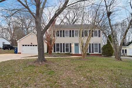 523 Fence Post Ln Matthews, NC 28105