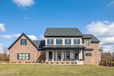 1007 Poplarleaf Ln Goshen, KY 40026