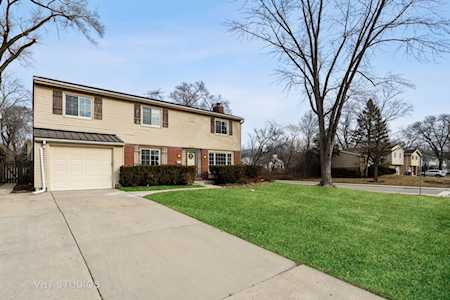 1400 Hackberry Rd Deerfield, IL 60015