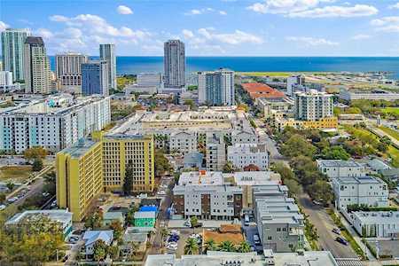 341 5th St S #4 St. Petersburg, FL 33701