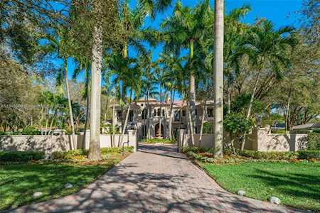 12201 SW 64th Ave Pinecrest, FL 33156