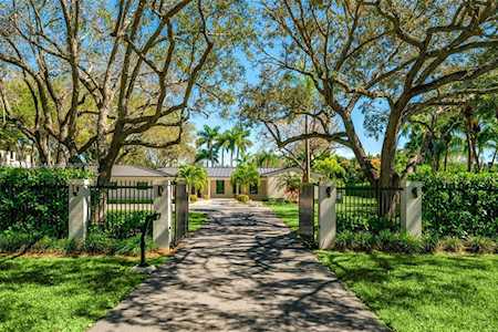 12245 SW 64th Ave Pinecrest, FL 33156