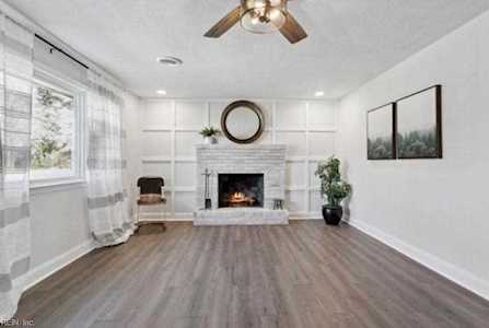 121 Thrasher Rd Chesapeake, VA 23320