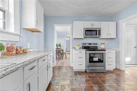 1910 Nashville Ave Portsmouth, VA 23704