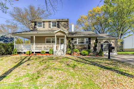 17 Linda Place Hazlet, NJ 07730