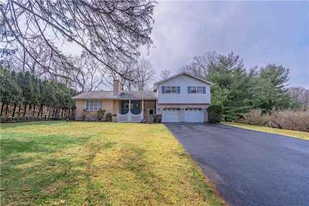 2954 Acorn Ave Allentown, PA 18103