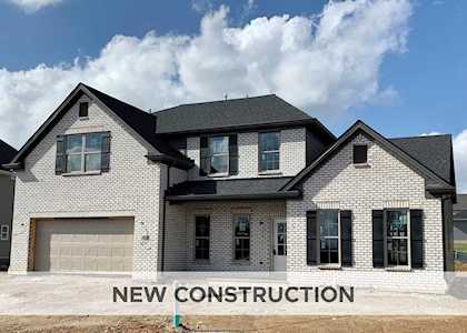 6209 Grey Oak Ln Nicholasville, KY 40356