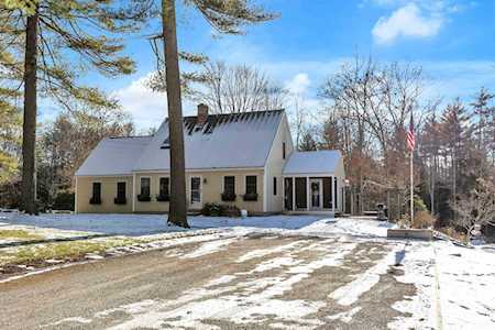 89 Pine Meadows Circle Bennington, NH 03442