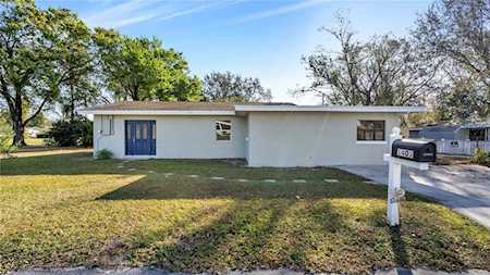 1401 Palm Dr Winter Haven, FL 33884
