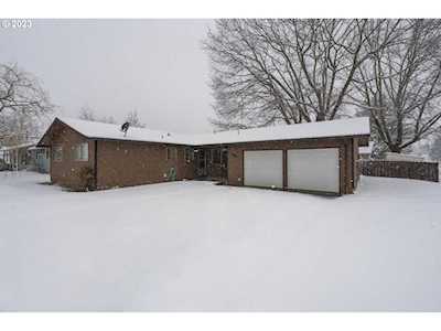 2207 NE 23rd ST Gresham, OR 97030