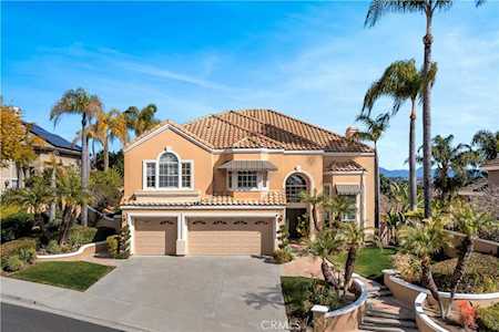 27195 Woodbluff Rd Laguna Hills, CA 92653