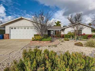 884 Red Hill Lane San Marcos, CA 92069