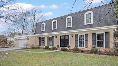 2520 Partridge Ln Northbrook, IL 60062