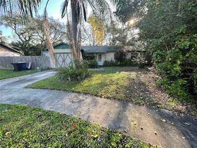 2001 Powderhorn Dr Clearwater, FL 33755