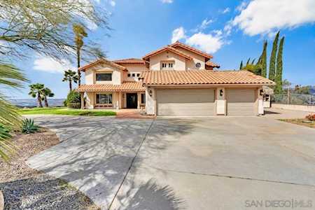 14696 Ranch Trail Dr El Cajon, CA 92021