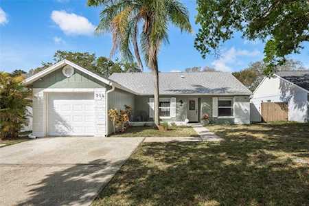 716 Bayside Blvd Oldsmar, FL 34677