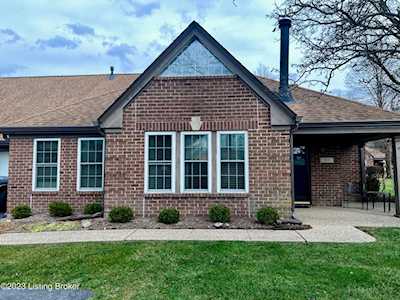 203 Eastbridge Ct Louisville, KY 40223